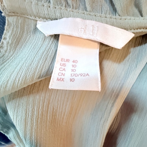 H&M Light Green Ruffled Blouse - Picture 3 of 6